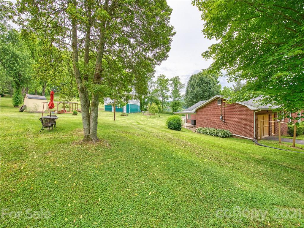 164 Allens Branch Road Sylva, NC 28779 - Photo 6 of 31 Gallery Image 6
