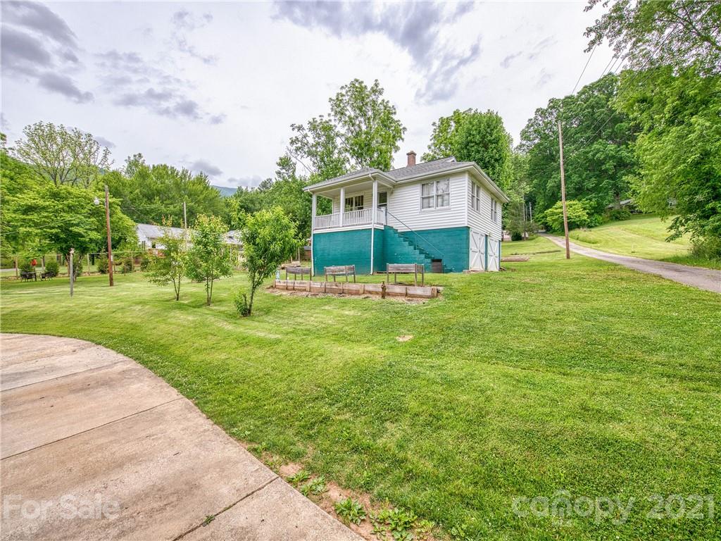 164 Allens Branch Road Sylva, NC 28779 - Photo 7 of 31 Gallery Image 7