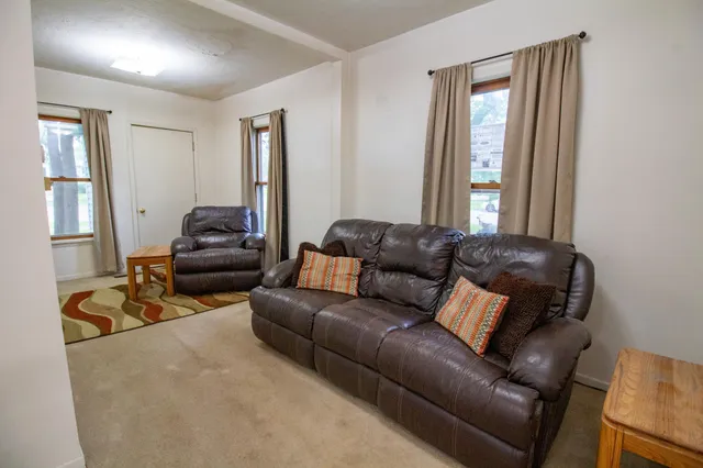 $89,000 | 103 3rd Street Northeast, Barnesville, MN 56514