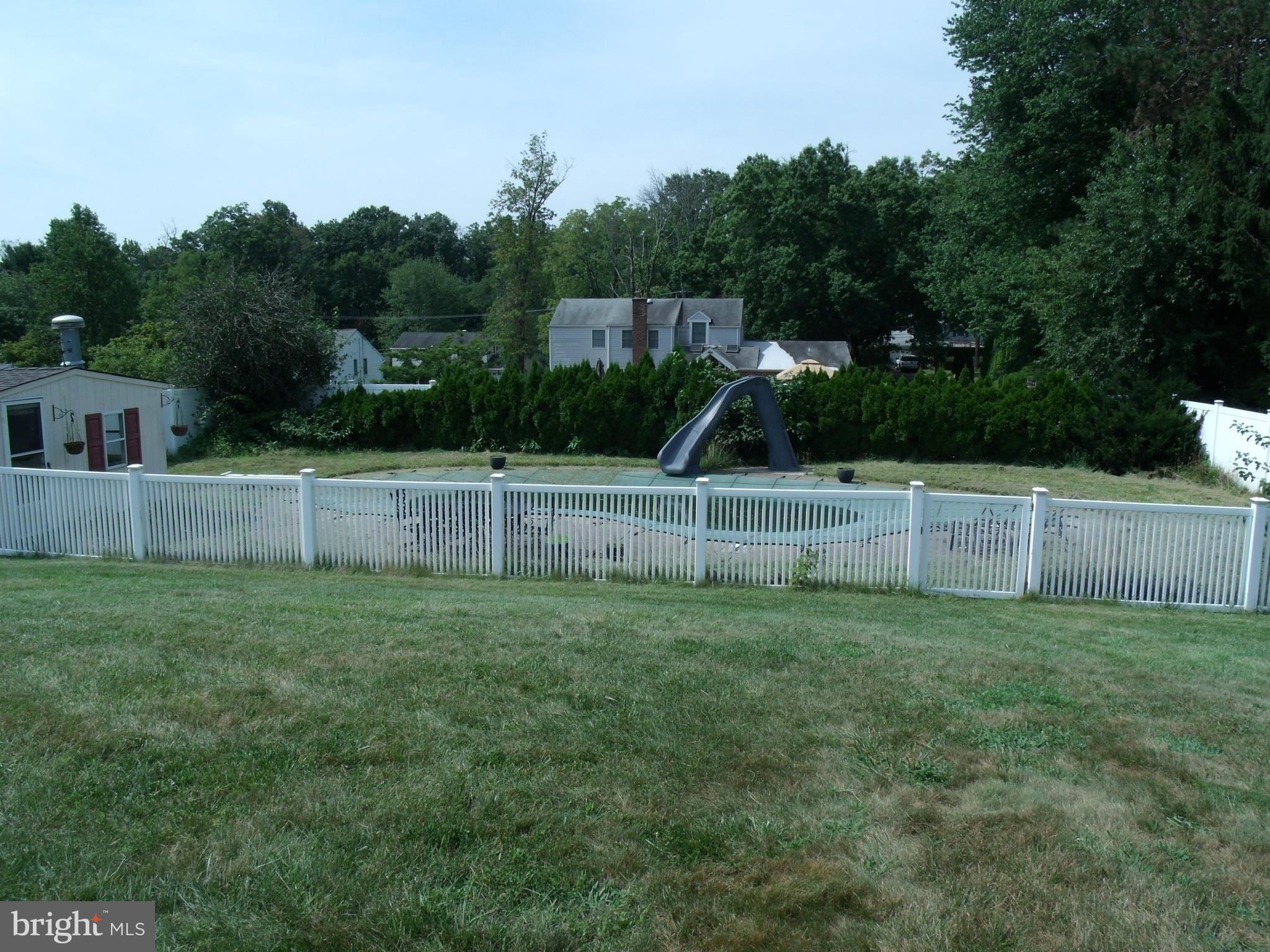 28 Autumn Road Southampton, PA 18966 - Photo 19 of 20 Gallery Image 19