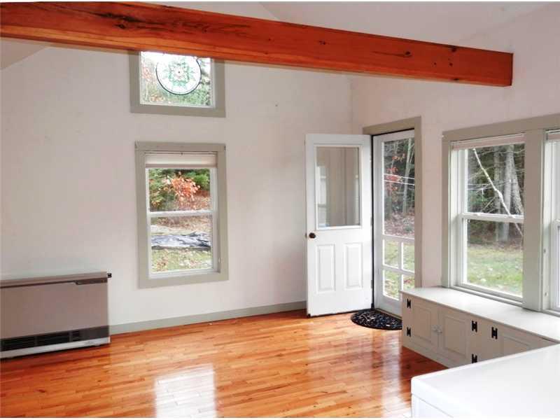 39 River Road St. George, ME 04860 - Photo 16 of 29 Family Room.
