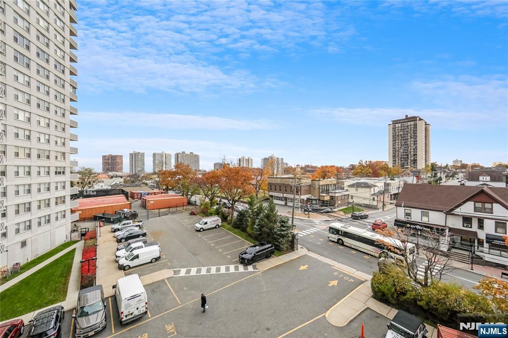 2000 Linwood Avenue, Unit 5L Fort Lee, NJ 07024 - Photo 16 of 26