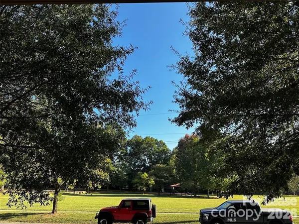 $2,700 | 3435 Spencer Street, Charlotte, NC 28205
