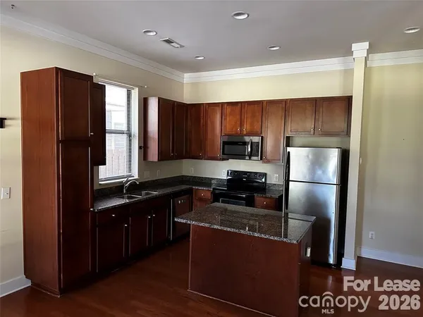 $2,700 | 3435 Spencer Street, Charlotte, NC 28205