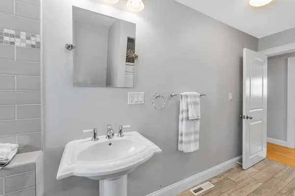 $749,900 | 81 Houghton Street, Boston, MA 02122