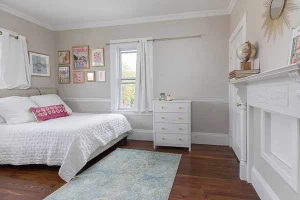 $4,750 | 233 E Street, Unit 3, Boston, MA 02127
