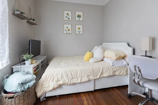 $4,750 | 233 E Street, Unit 3, Boston, MA 02127