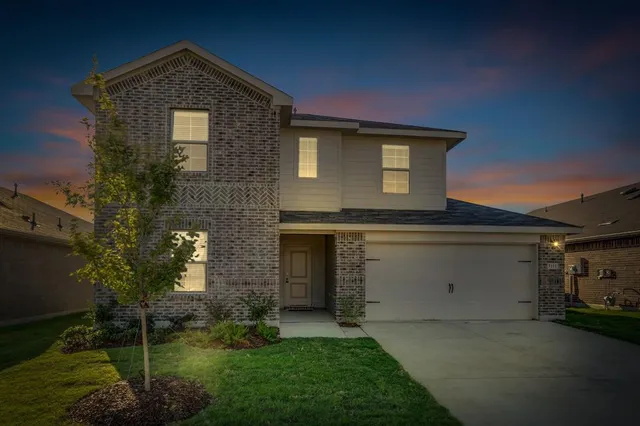 $2,400 | 5111 Eden Pt Drive, Denton, TX 76207