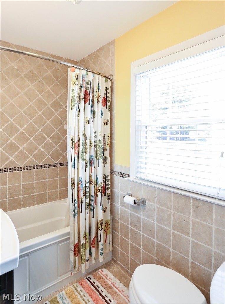 2972 Chamberlain Road Akron, OH 44333 - Photo 18 of 29