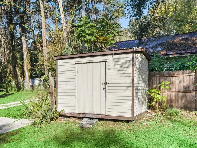 an aerial view of a yard