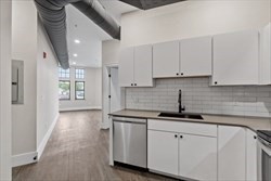 409 Main Street, Unit 2A Fitchburg, MA 01420 - Photo 4 of 18