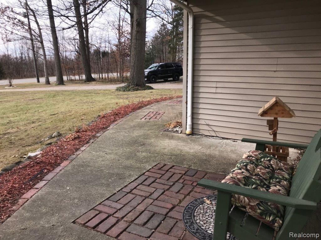 1275 Maple Grove Road Lapeer, MI 48446 - Photo 6 of 39 IMG-6771.JPG