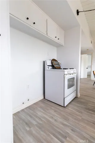 $915,000 | 5921 Los Ramos Circle, Buena Park, CA 90620