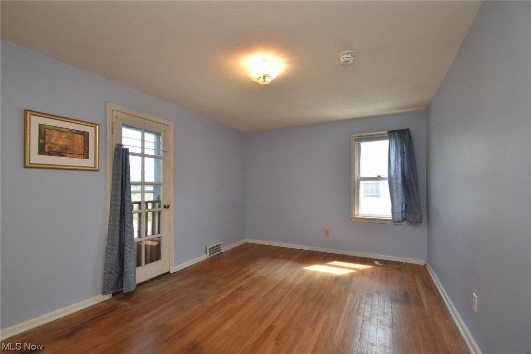4437 Silsby Road University Heights, OH 44118 - Photo 23 of 34