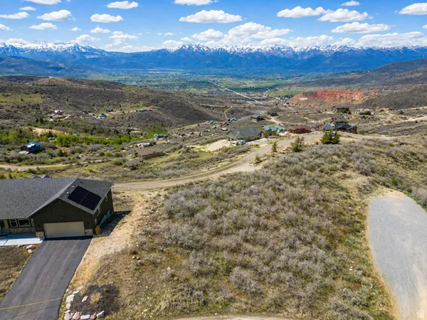 $200,000 | 1993 Ridgeline Drive, Unit 1248, Heber City, UT 84032