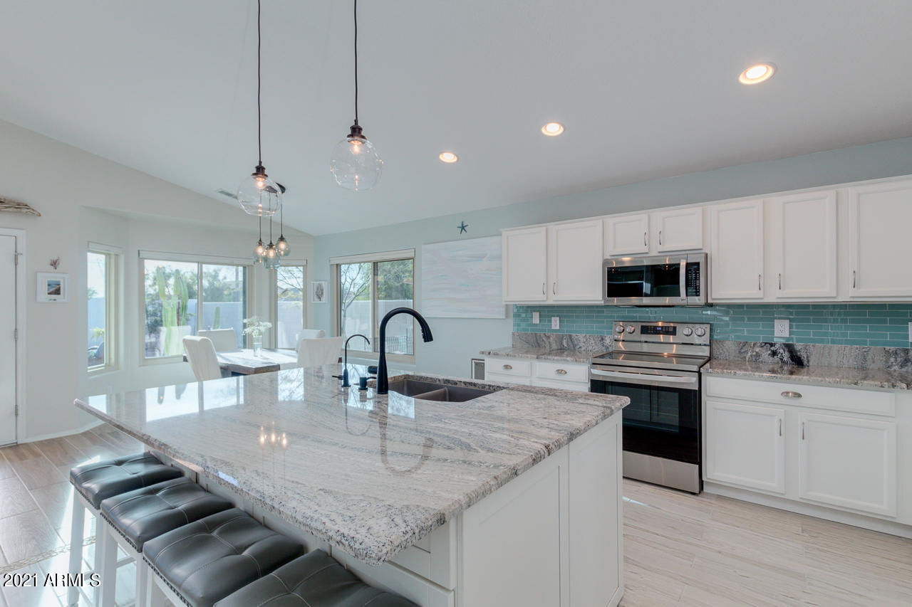 17541 West Rock Ledge Road Goodyear, AZ 85338 - Photo 14 of 62 W/gorgeous new granite!