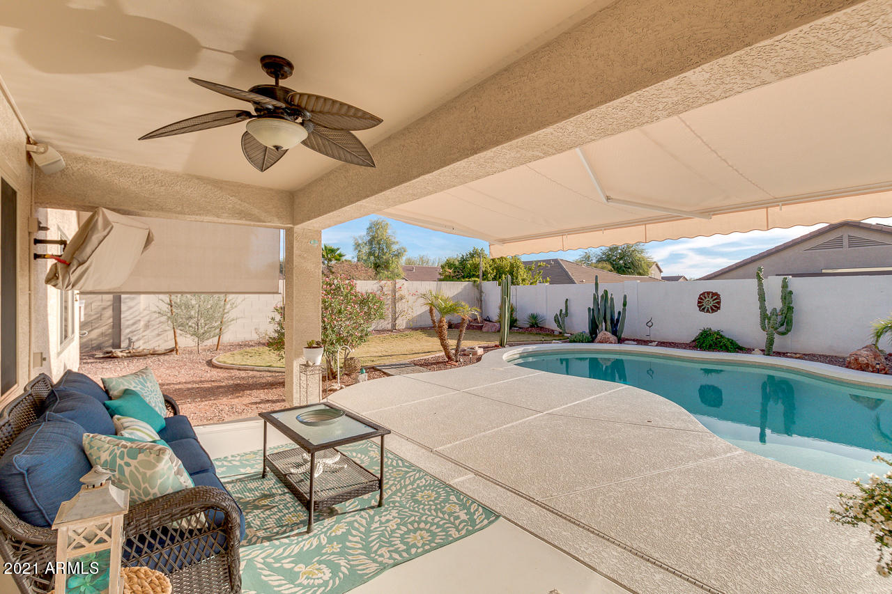 17541 West Rock Ledge Road Goodyear, AZ 85338 - Photo 41 of 62 Remote control awning & roll-down shades