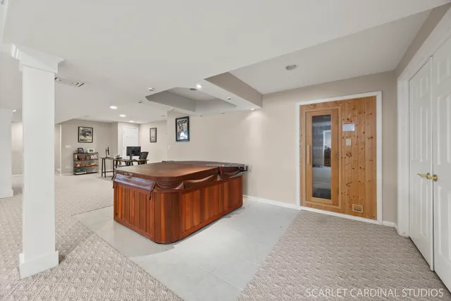 $440,000 | 23 Westmoor Court, Aurora, IL 60502