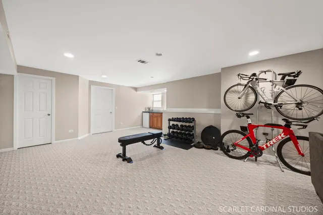 $440,000 | 23 Westmoor Court, Aurora, IL 60502