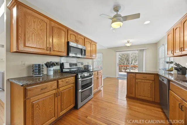 $440,000 | 23 Westmoor Court, Aurora, IL 60502