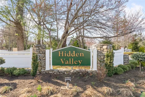 $323,000 | 71 Trellis Drive, Unit 71, West Warwick, RI 02893