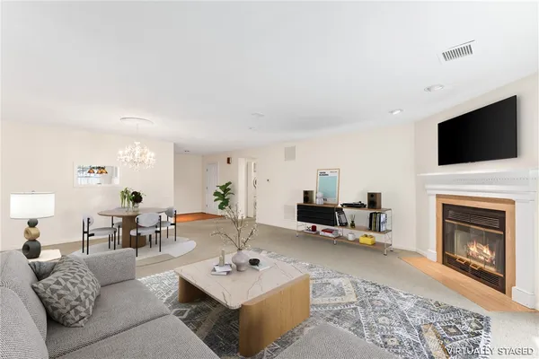 $323,000 | 71 Trellis Drive, Unit 71, West Warwick, RI 02893