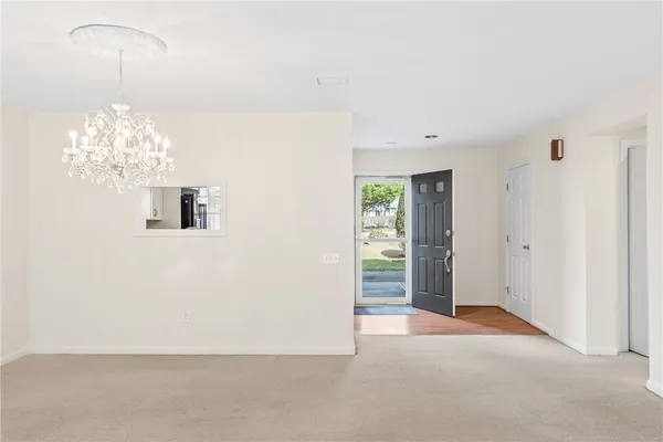 $323,000 | 71 Trellis Drive, Unit 71, West Warwick, RI 02893