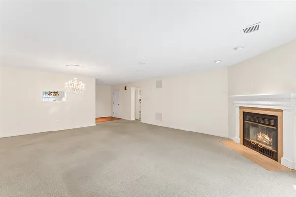 $323,000 | 71 Trellis Drive, Unit 71, West Warwick, RI 02893