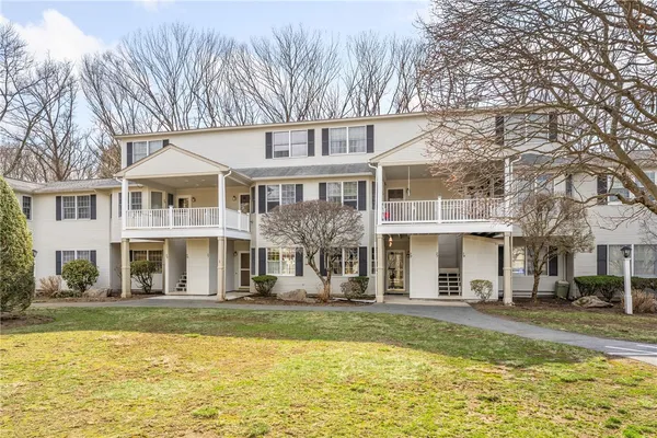 $323,000 | 71 Trellis Drive, Unit 71, West Warwick, RI 02893