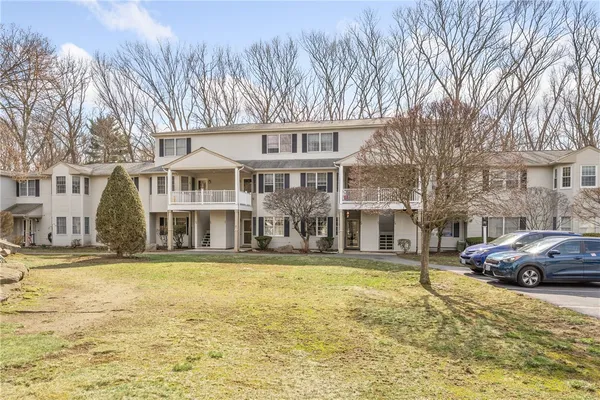 $323,000 | 71 Trellis Drive, Unit 71, West Warwick, RI 02893