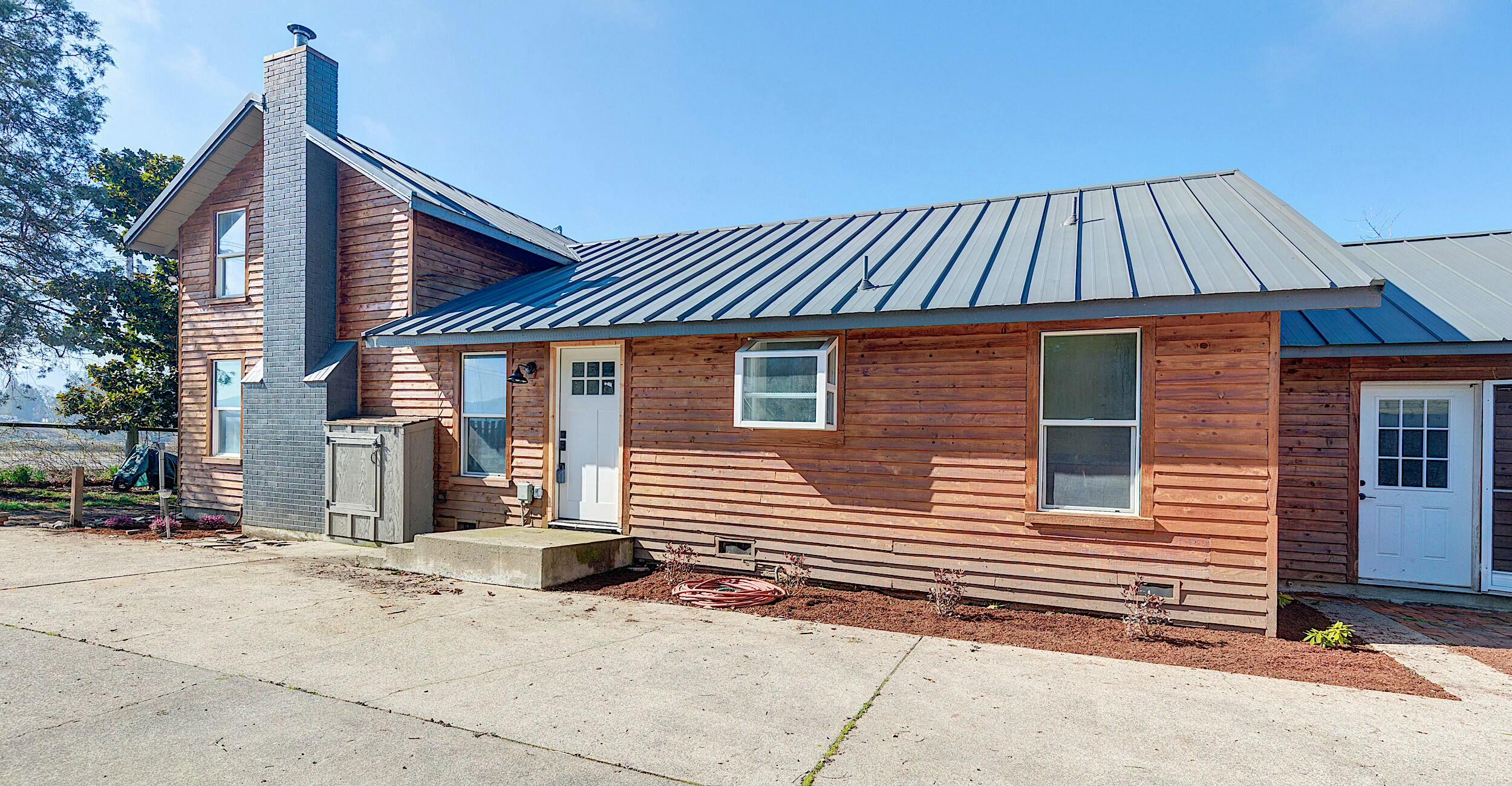3110 Upper River Road Grants Pass, OR 97526 - Photo 1 of 44 tempImageYejBoe