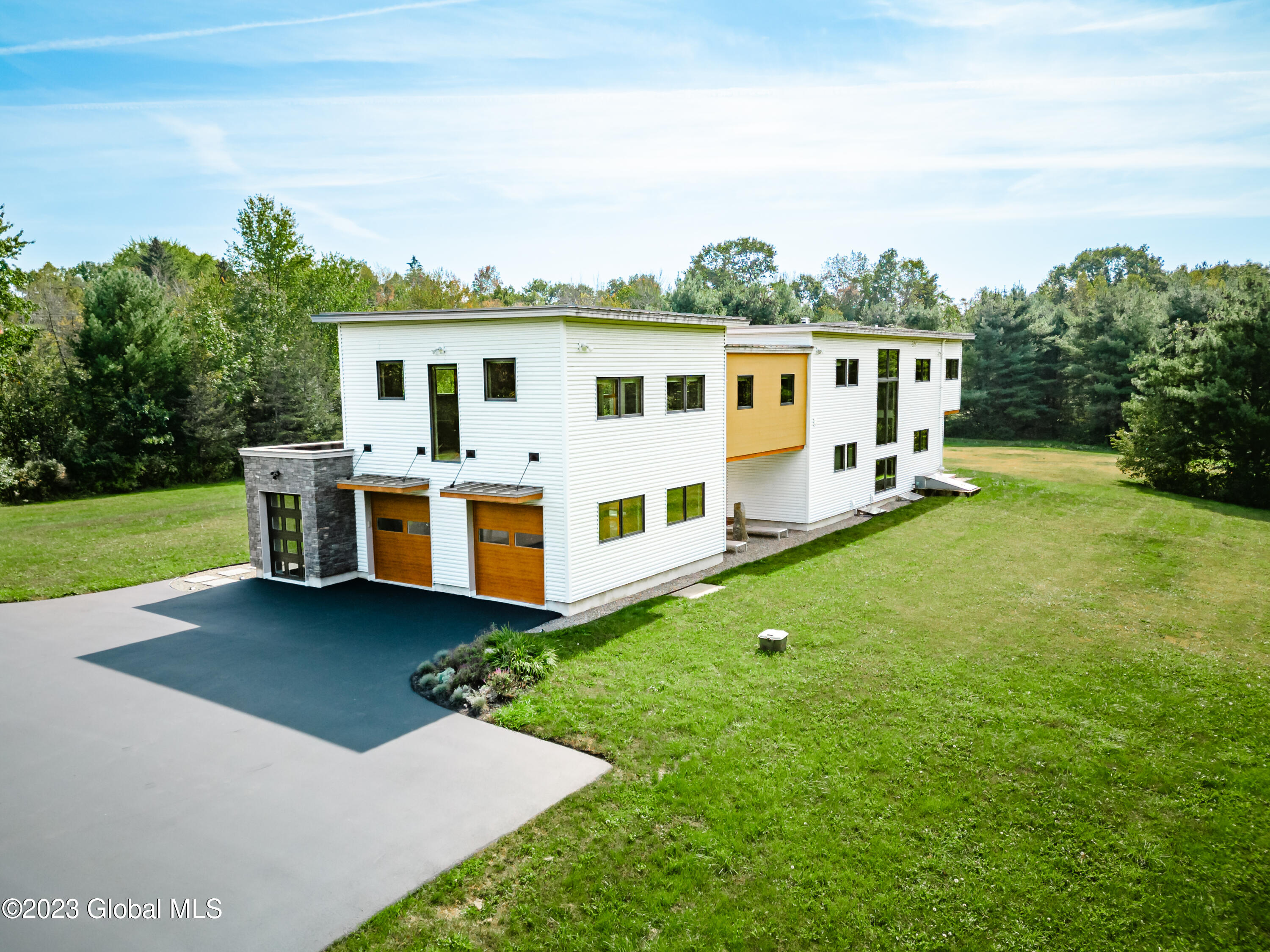 480 County Route 75 Mechanicville, NY 12118 - Photo 23 of 27 back side view