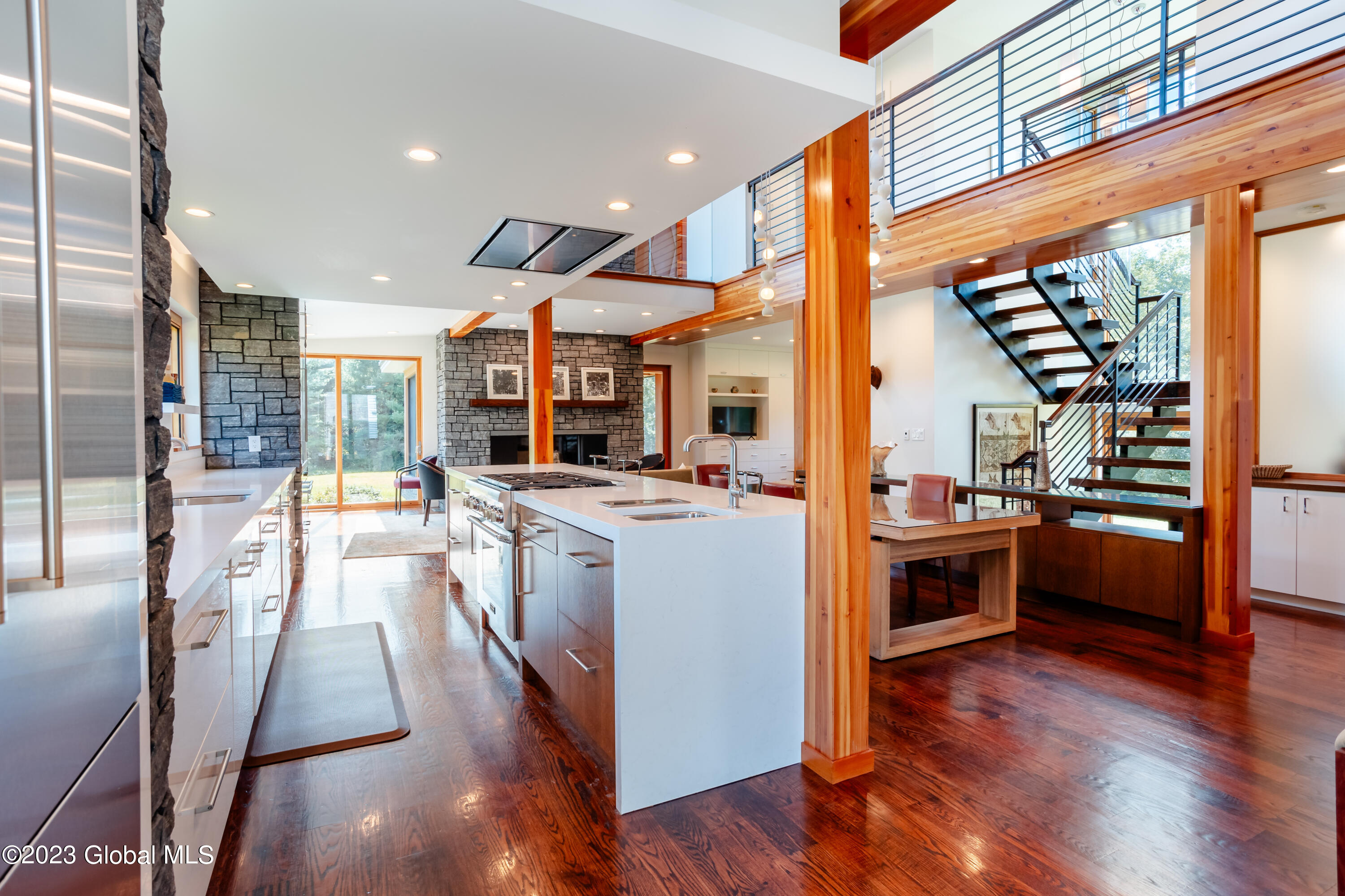 480 County Route 75 Mechanicville, NY 12118 - Photo 5 of 27 .