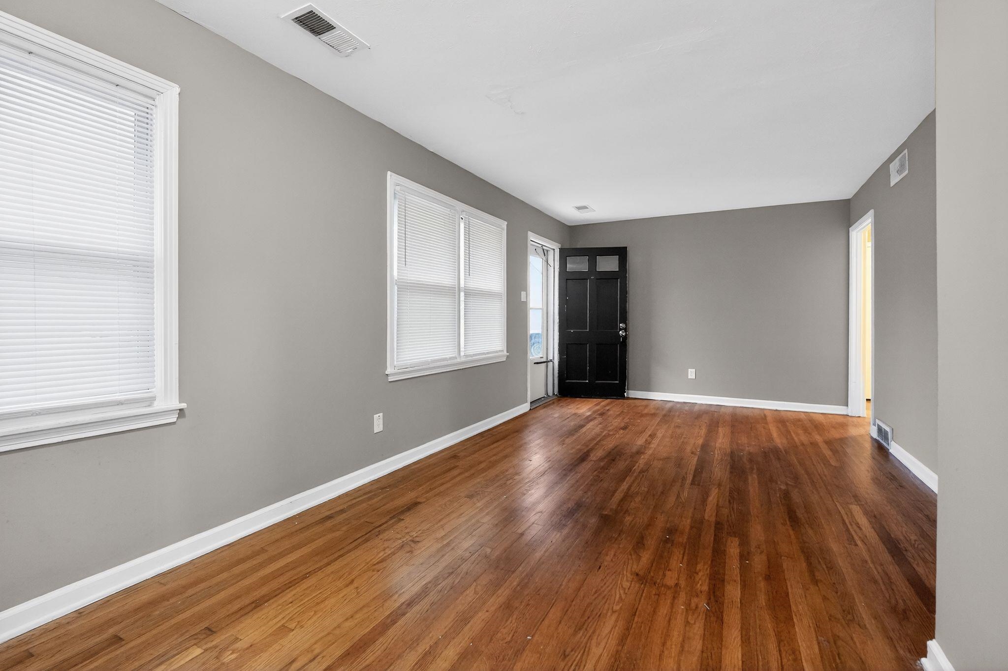 1032 Parkland Road Memphis, TN 38111 - Photo 8 of 34