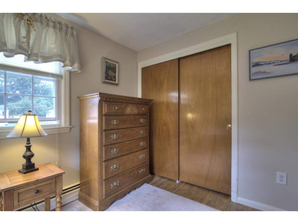 5 Kurt Road Salem, NH 03079 - Photo 15 of 30 Gallery Image 15