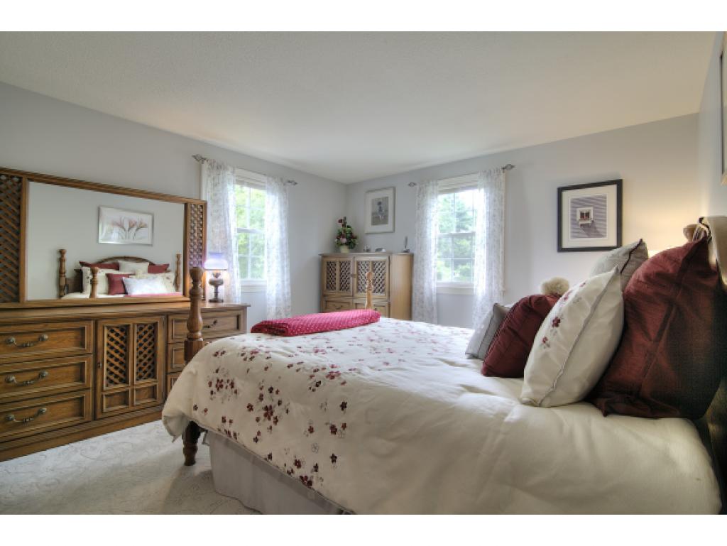 5 Kurt Road Salem, NH 03079 - Photo 16 of 30 Gallery Image 16