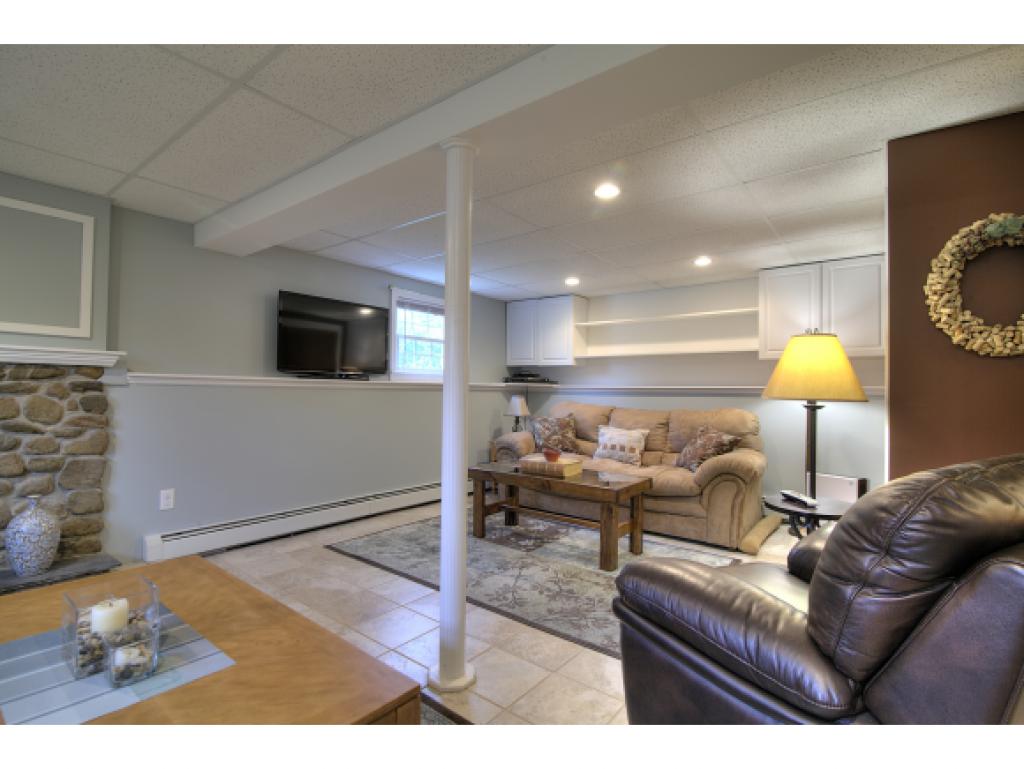 5 Kurt Road Salem, NH 03079 - Photo 19 of 30 Gallery Image 19