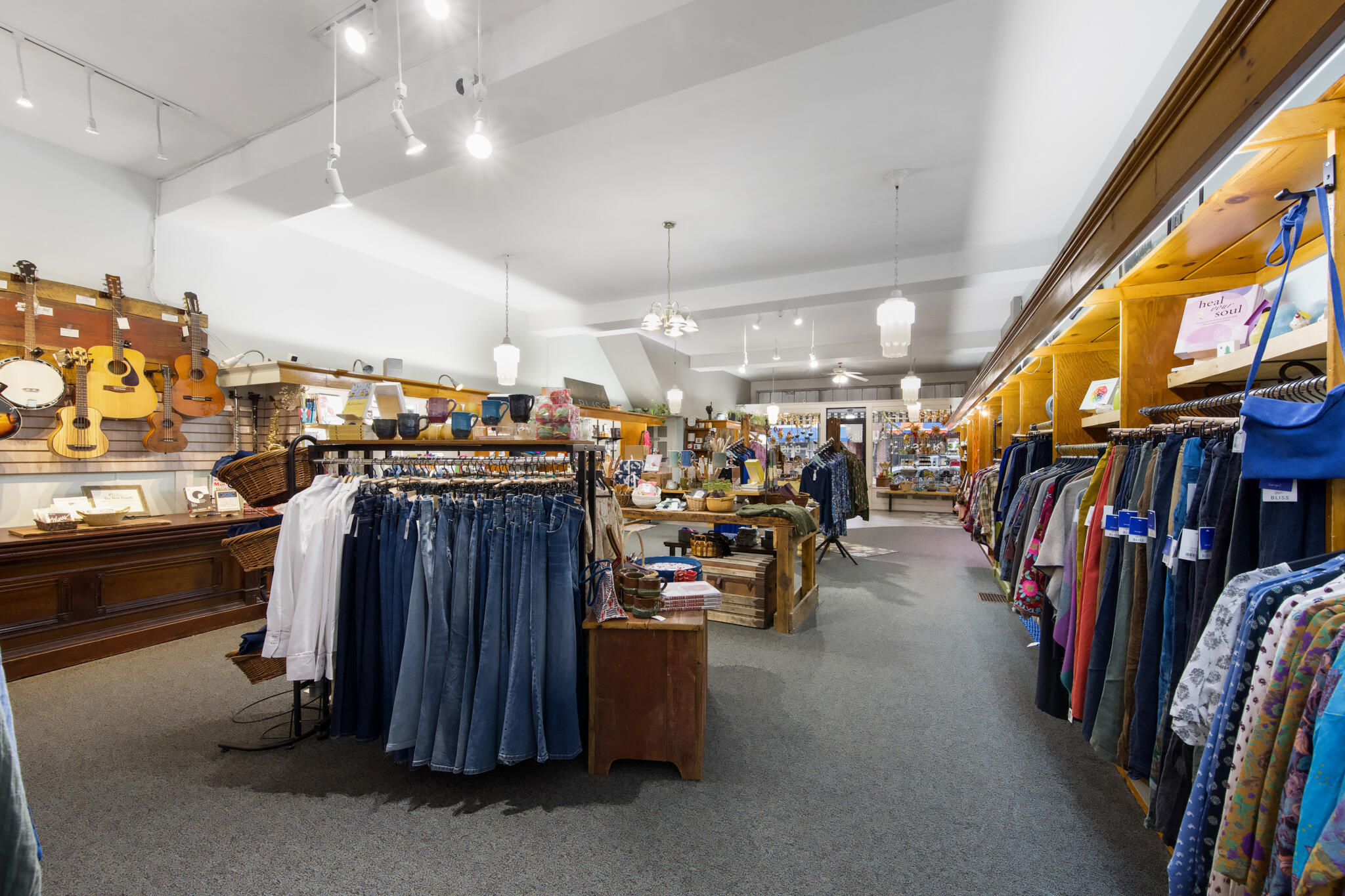 93 Main Street Ellsworth, ME 04605 - Photo 17 of 54 DSC_0841