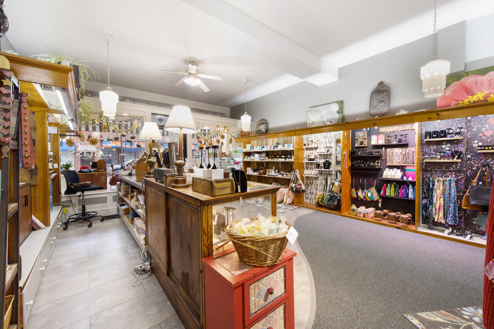 93 Main Street Ellsworth, ME 04605 - Photo 9 of 54 DSC_0801