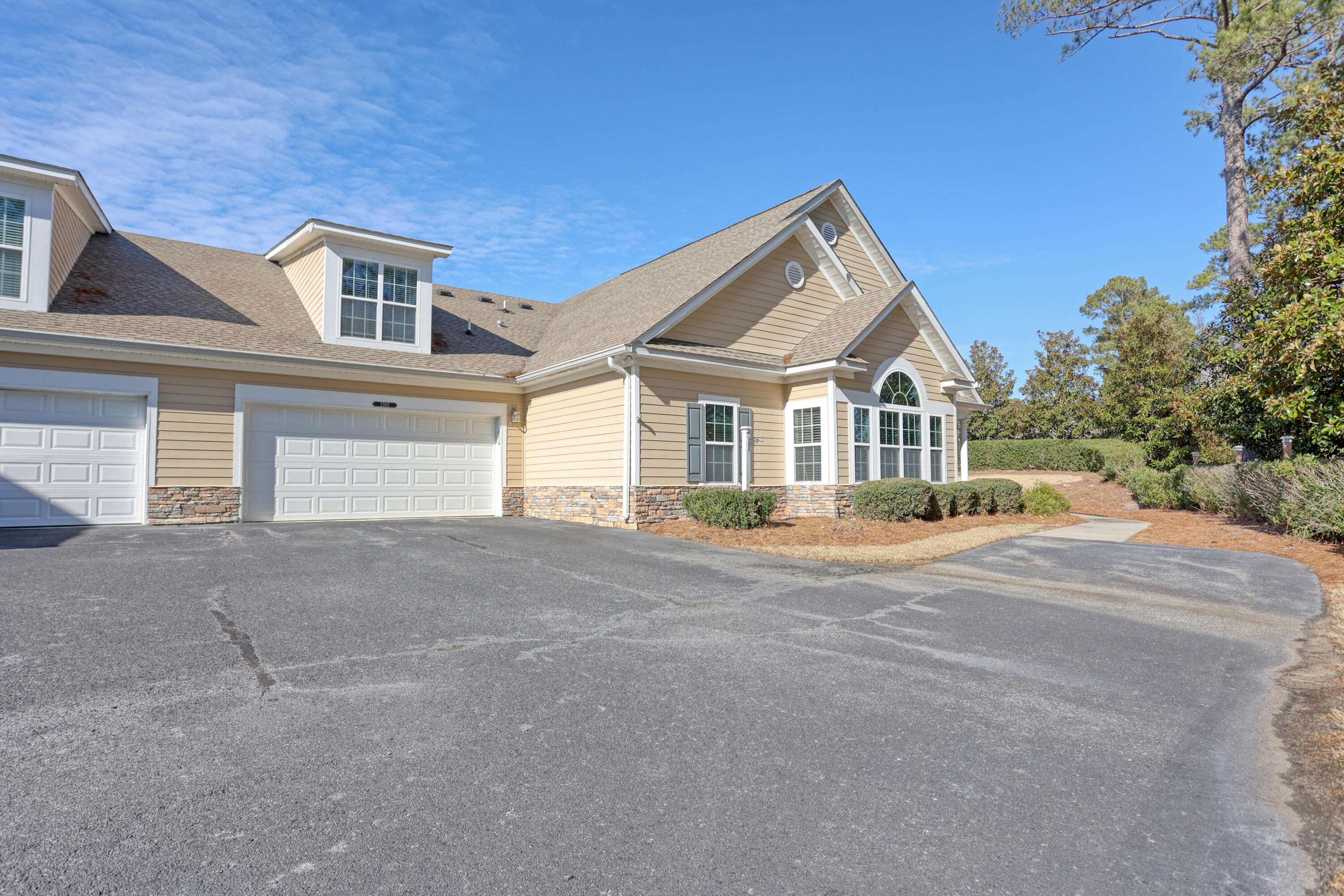 2303 Amberley Pass Evans, GA 30809 - Photo 2 of 21 2