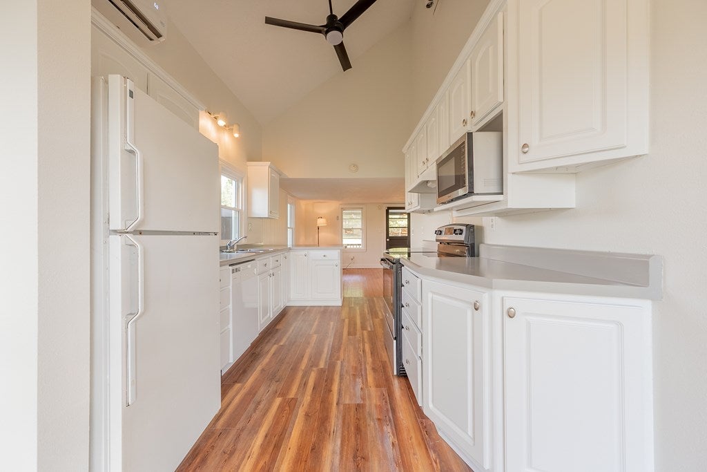 5099 Thornspring Road Pulaski, VA 24301 - Photo 20 of 53 Gallery Image 20