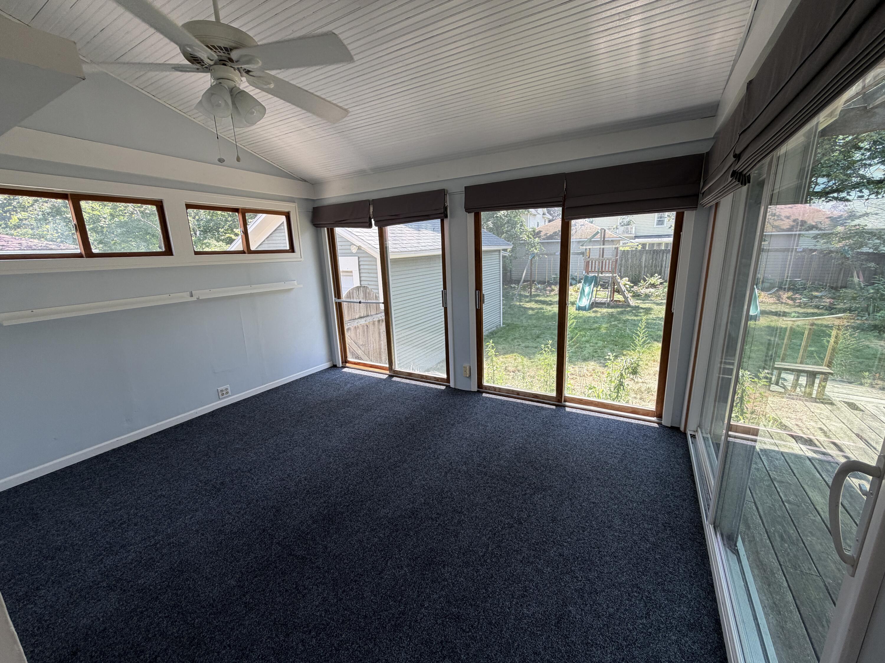 321 Inkster Avenue Kalamazoo, MI 49001 - Photo 28 of 48 4 Seasons Room
