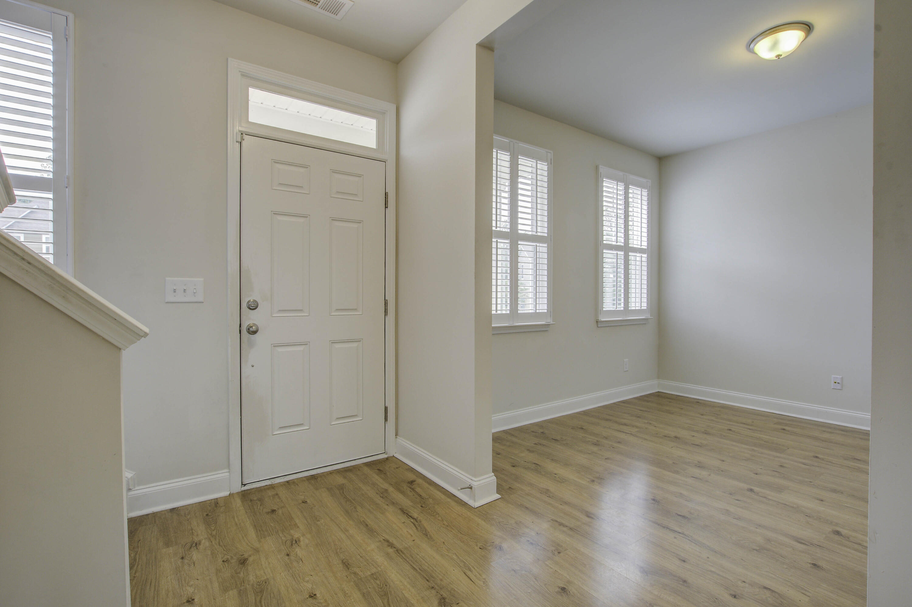 7824 Montview Road North Charleston, SC 29418 - Photo 3 of 26 7824 (4)
