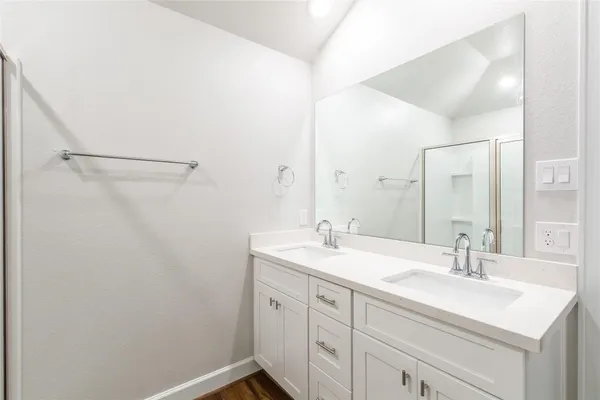 $1,800 | 819 Roosevelt Street, Navasota, TX 77868
