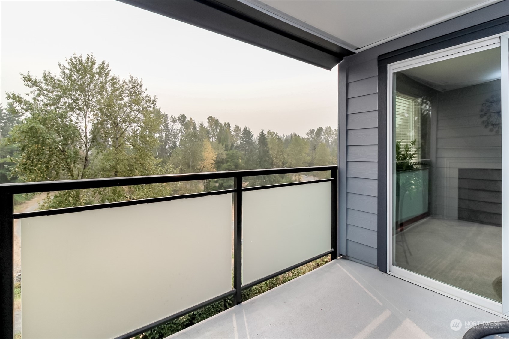 2603 Northeast 4th Street, Unit 624 Renton, WA 98056 - Photo 3 of 18 Gallery Image 3