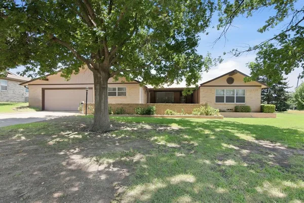 $395,000 | 4100 Big Bend Trail, Lake Worth, TX 76135