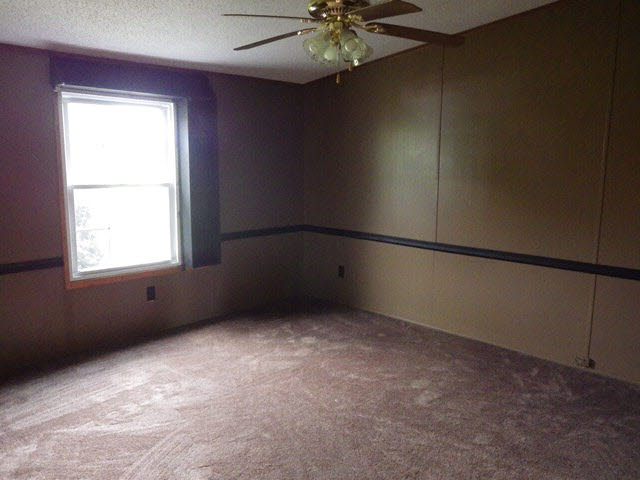 555 Madrid Road Waynesboro, VA 22980 - Photo 16 of 18 an empty room with a window