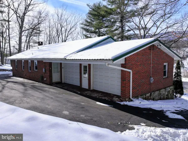 $265,000 | 1892 North Milk And Water Road, Everett, PA 15537