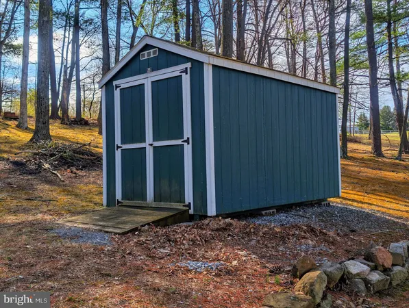 $265,000 | 1892 North Milk And Water Road, Everett, PA 15537