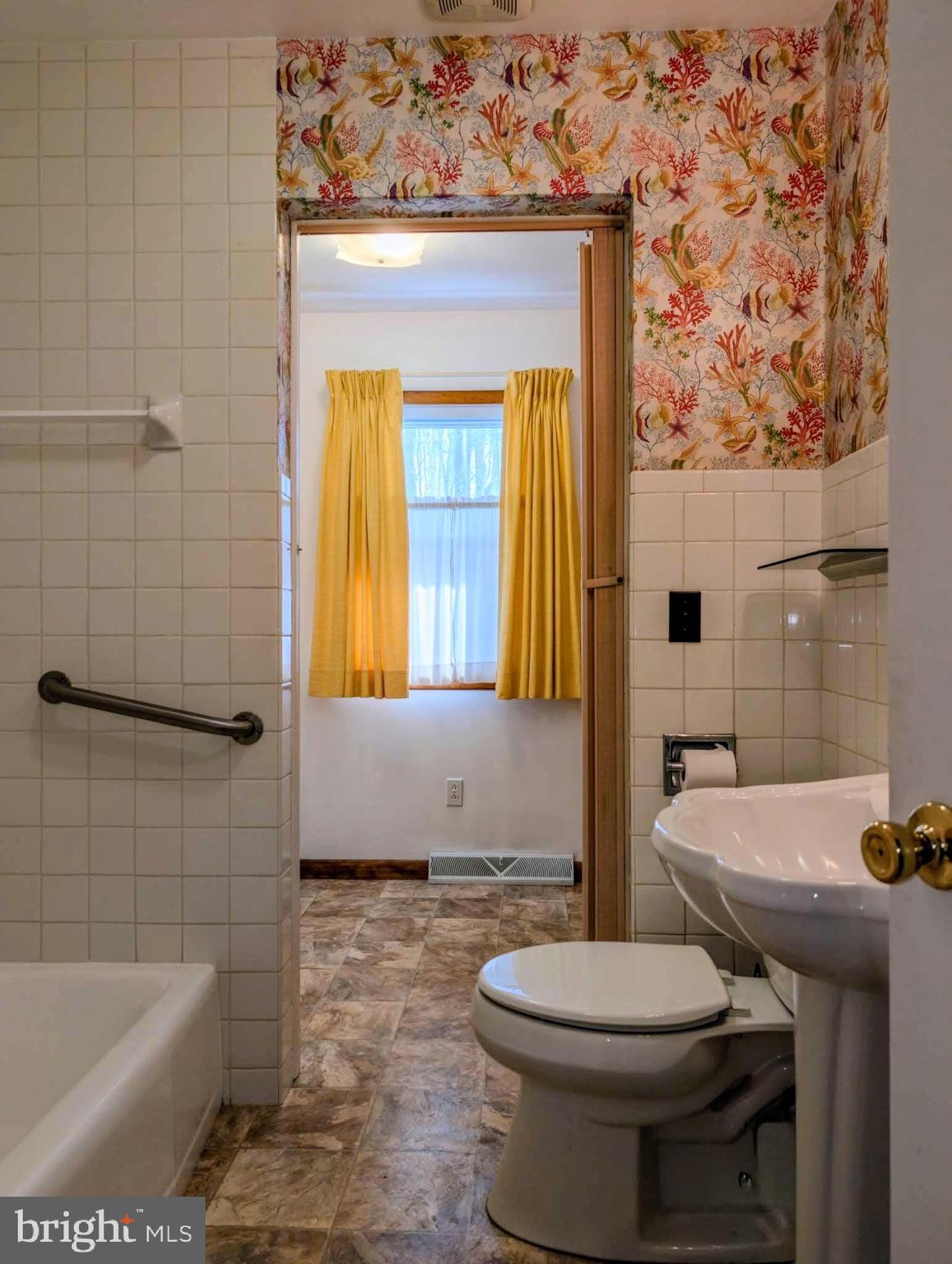 1892 North Milk And Water Road Everett, PA 15537 - Photo 27 of 56